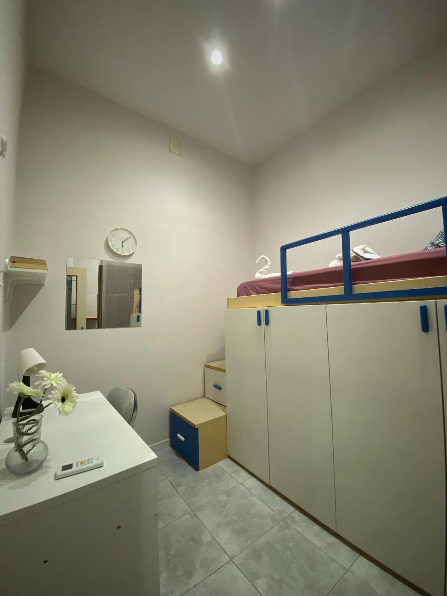Apartamento La Casa Al Centro " Vicino Al Centro Storico Di Napoli" Exterior foto